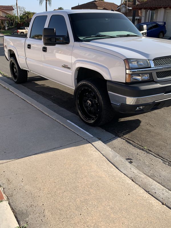 2500 HD DURAMAX CREWCAB 4x4 LOADED!! for Sale in San Diego, CA OfferUp