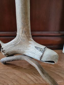 1996 Vintage White-tailed Deer Eagle Carving by Ric Caudle