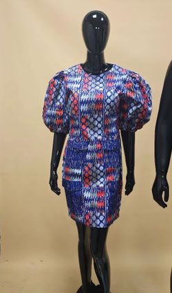 Women’s Patterned Dress with Puff Sleeves size SML