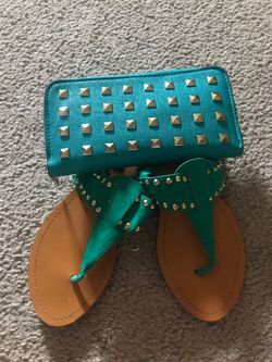 Sandals & wallet combo