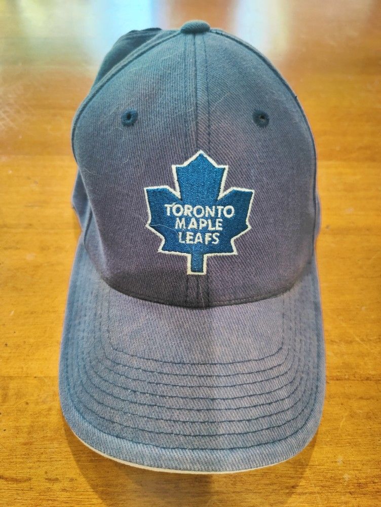 Toronto Maple Leafs blue baseball hat, 1 size fits all, American Needle