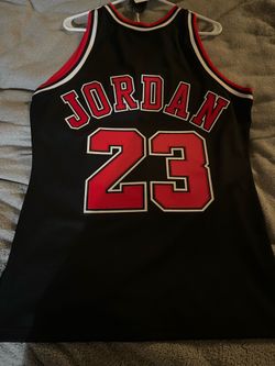 Michael Jordan authentic jersey size M
