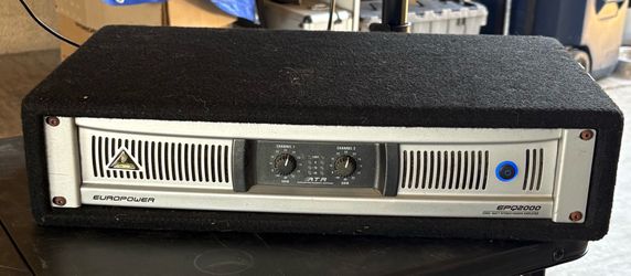 BEHRINGER EUROPOWER  EPQ2000 watt Amp