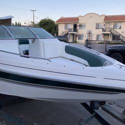 1997 Reinell 230