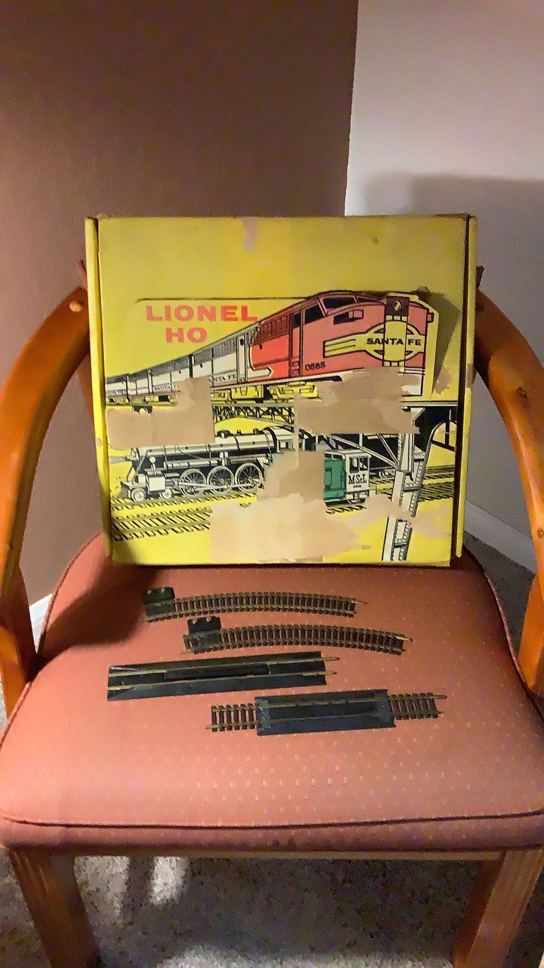 Original 1959 Lionel HO train #5723 box with tracks