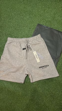 essential shorts grey