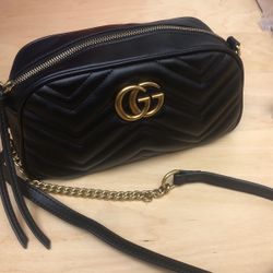 Gucci Purse (crossbody )