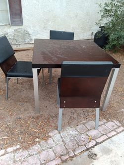 Kitchen table 3 chairs