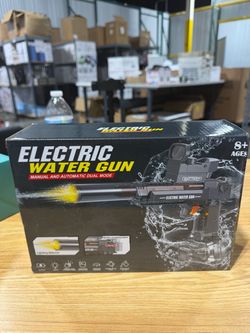 Black Electric Water Gun (works well/sprays 80+ ft)