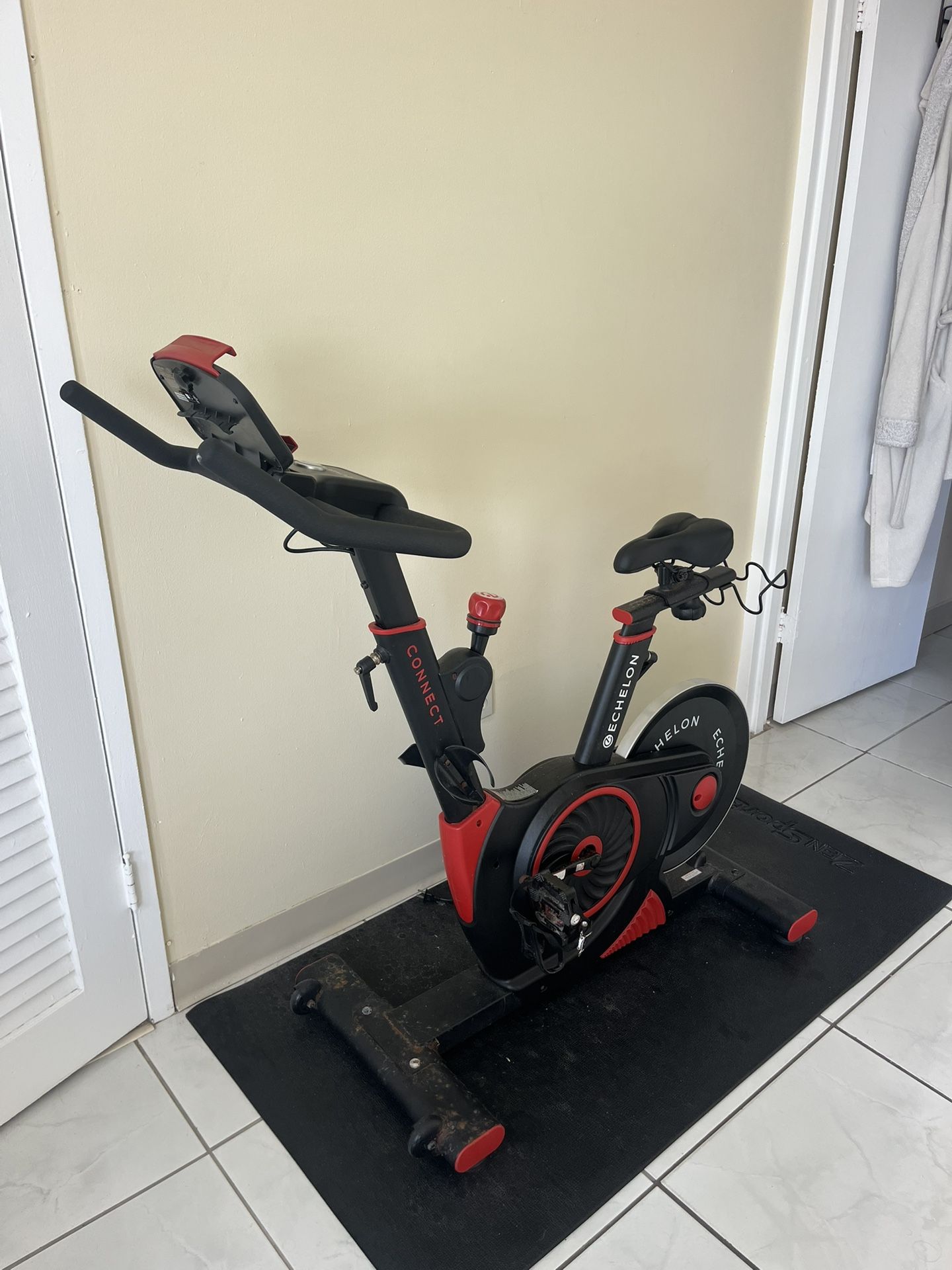 Echelon Exercise Bike