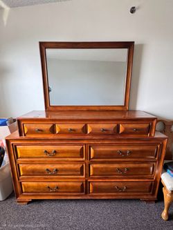 Free dresser