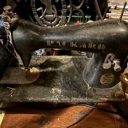 Vintage Packard Sewing Machine 