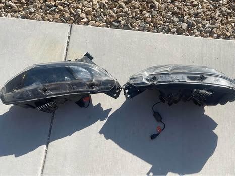 🔥Honda Civic Headlights (2016-2021) – Excellent Condition, Plug & Play! 🔥