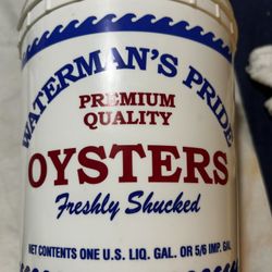 Old Oyster Container Plastic 1 Gallon