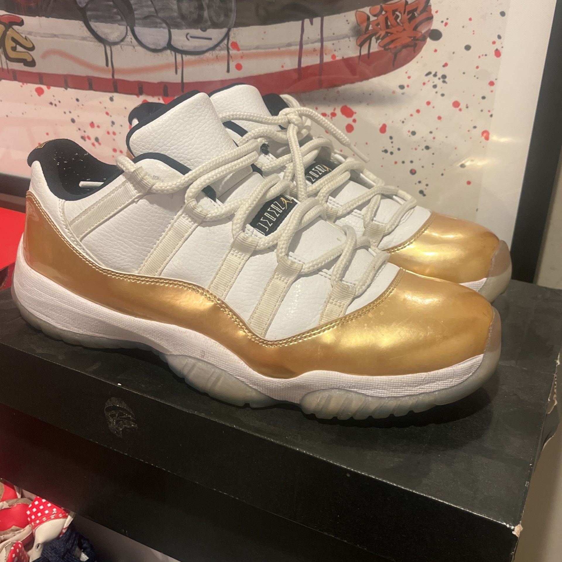 Jordan 11 Low 