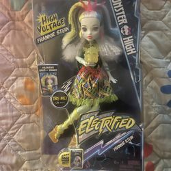 2016 Mattel Monster High Electrified High Voltage Frankie Stein Doll 