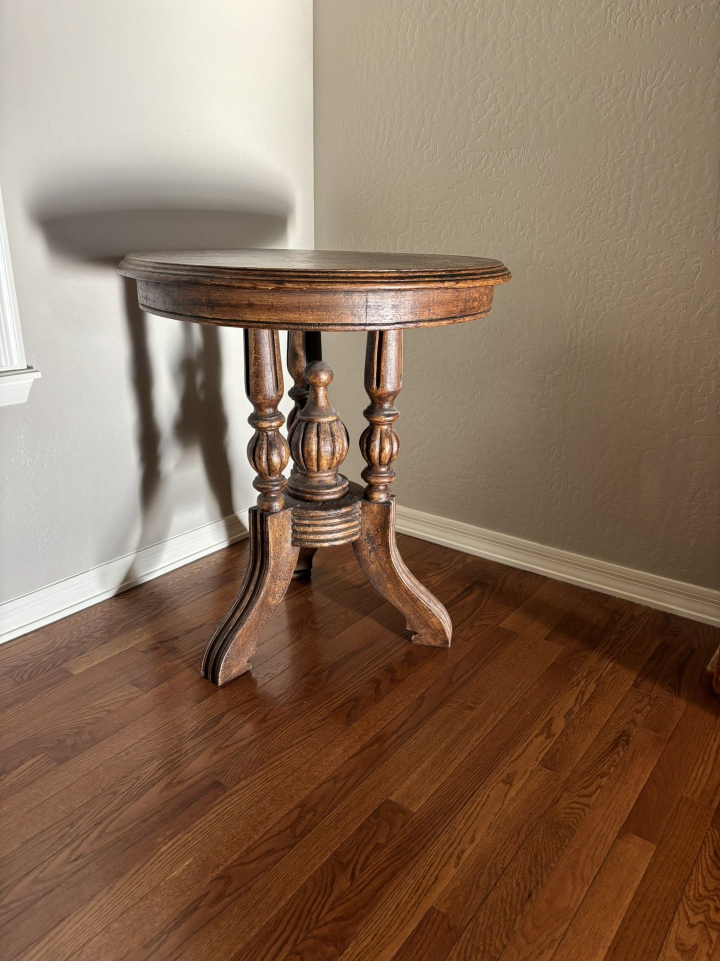 Potato Barn Oversized End Table