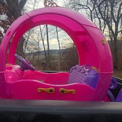 Princess Carriage Power Wheel With Newer Batteries And Charger