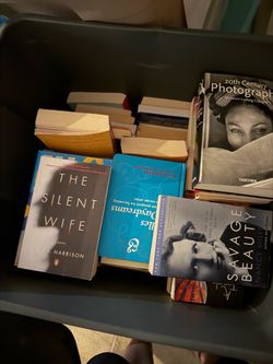 ATTENTION BOOK SELLERS