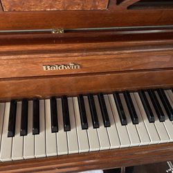 Baldwin Standup Piano