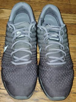 Nike Air Max 2017 Size 12 Grey Black Running