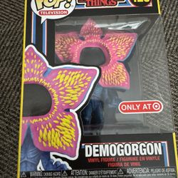 Funko Pop! #428 Demogorgon Stranger Things Blacklight Exclusive New
