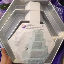 New Four-piece Wilton Cake Pan Set Hexagon Baking Pan Set Bake Your Own Wedding Birthday Cake Save A Lot Of Money Three Tier Three Level Pan Set