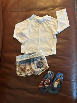 🌊 Baby boys seal Swimsuit + sandals [size: 3m+]