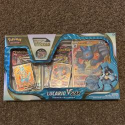 Lucario Vstar Premium Collection 