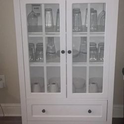 White Casual Accent Cabinet / Dining Room / Kitchen ✨ Brand New✨ Fastest Delivery 🚚 