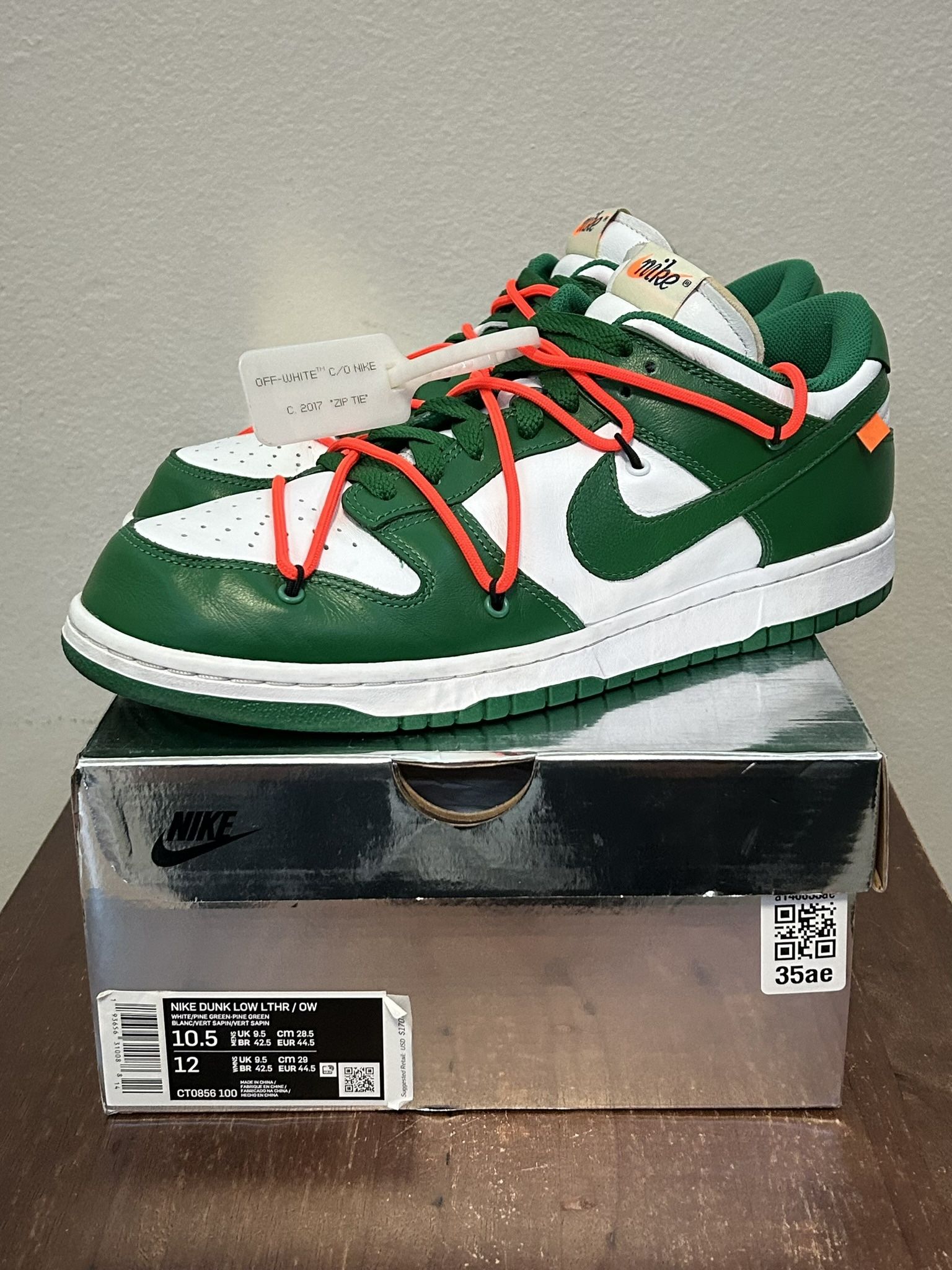 Nike Dunk Off White Pine Green Size 10.5