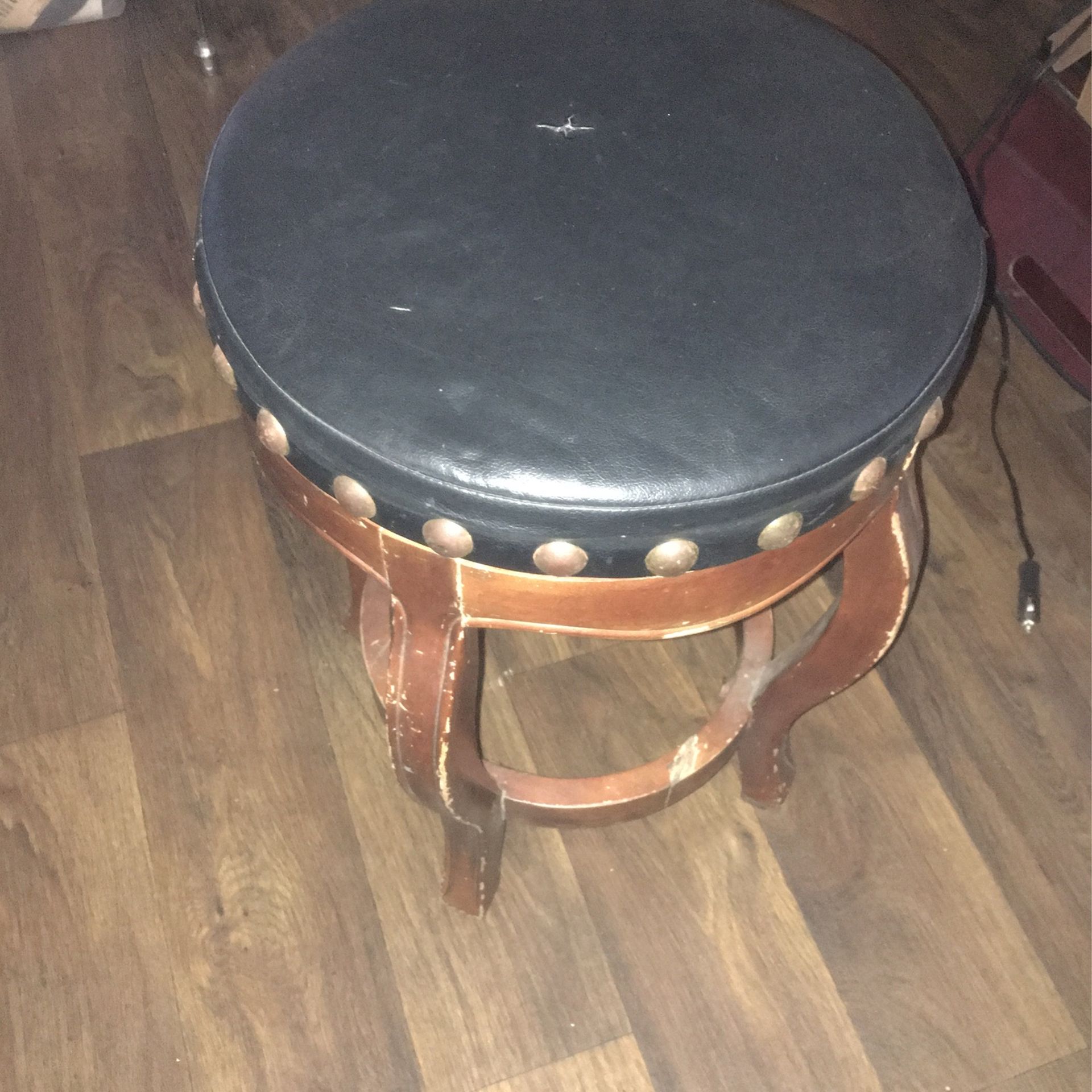 Spinning Stool