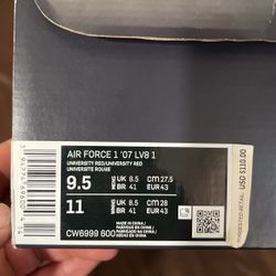 Sneakers