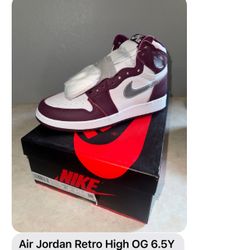 Jordan Retro OG Size 6.5 Youth 