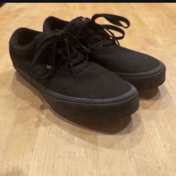 BOYS VANS SZ 5 YOUTH NEW! 