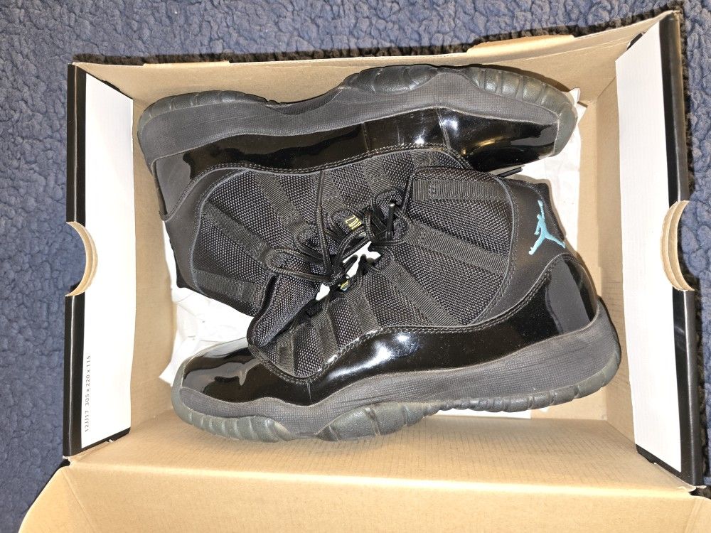 Jordan 11 Gamma Blue Retro