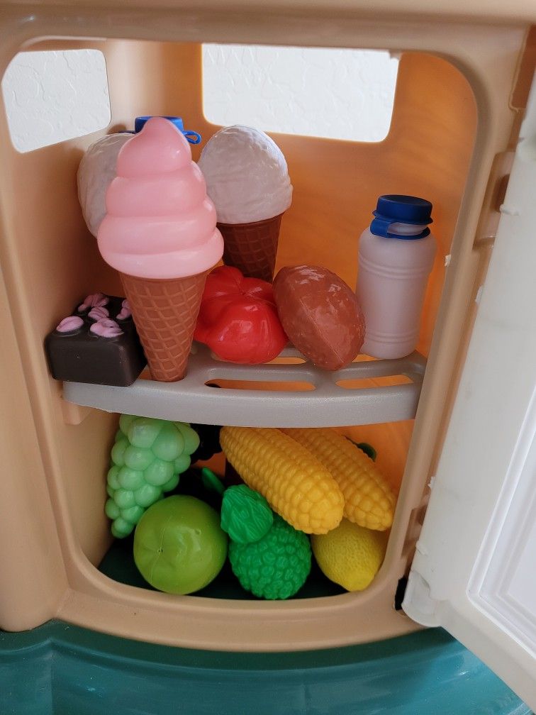 Gently Used Kitchen Children's Play Set With Extra Plastic Toys
