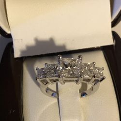 Beautiful Wedding Ring For Sale 