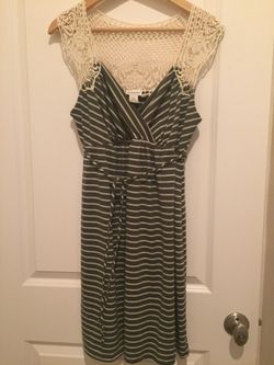 Maternity clothes