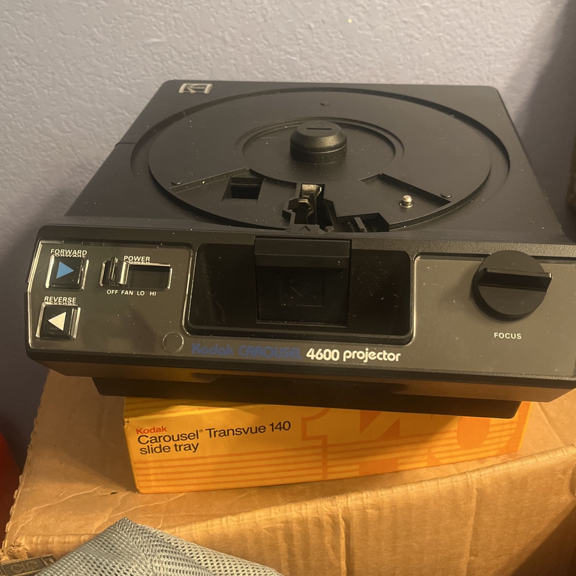 Kodak Carousel 4600 Projector