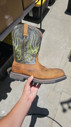 Size 11 D Ariat Work Boots Composite Toe