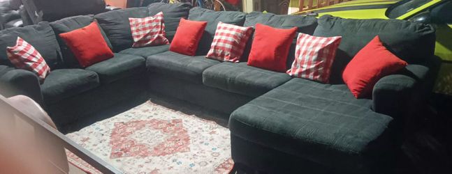 Nice Big Ashley Sectional Can Deliver cash only