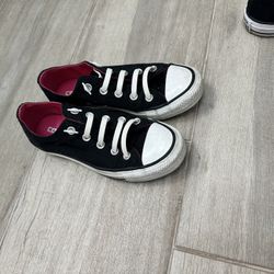 Women’s Converse 5.5