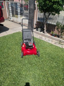 Lawnmower lawn mower