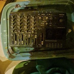 Tascam Portastudio