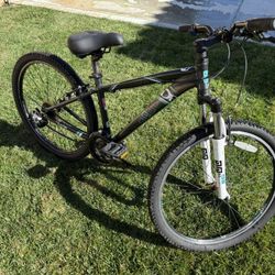 Women's Diamondback Mountain Bike Devine 