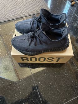Yeezy Boost 350 v2 onyx