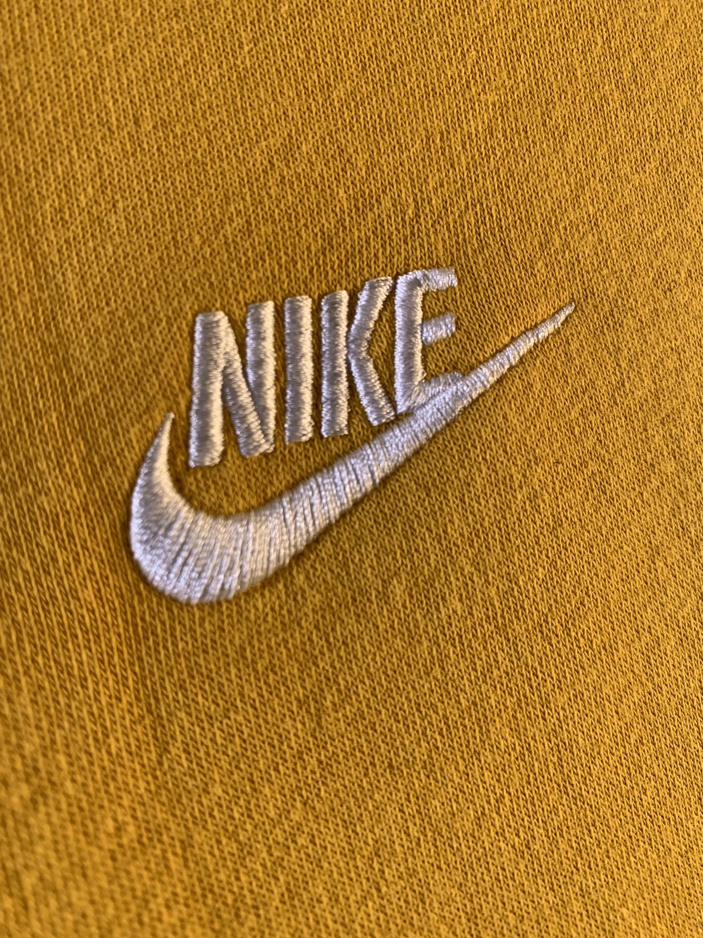 Exlusive Yellow Nike Hoodie / Sweater 