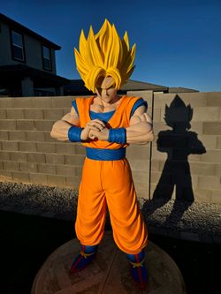 Goku Statue