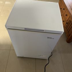 Premium Levels Freezer